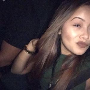 Meet your Posher, Julissa